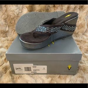 Volatile Charcoal Benji Wedge Sandal Sz 8